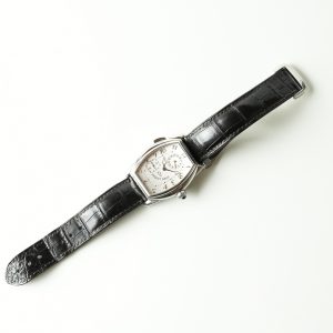 Jaquet Droz Tonneau GMT hommage londres watch